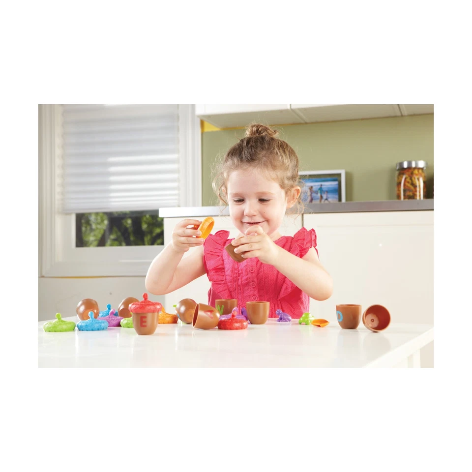 Nuevo - Recursos de aprendizaje elementos esenciales de aprendizaje - Juego de actividades de bellotas del alfabeto Foto 4 de 4