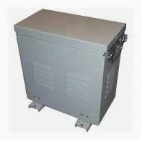 Reversible three-phase autotransformer with box pri. 400v+n+sch/sec. 400v+n