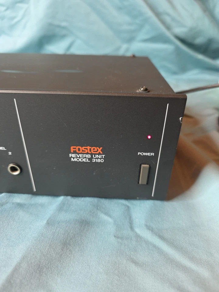 VINTAGE FOSTEX REVERB UNIT Model 3180 WORKS GREAT! - Image 2 of 4