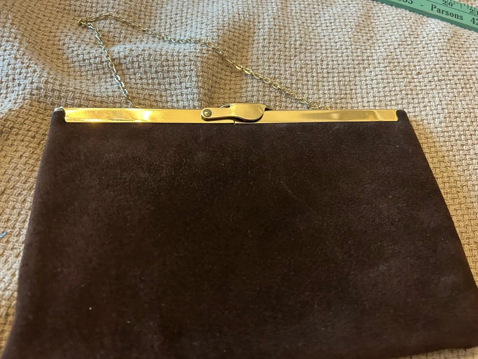 Cartera de noche vintage de cuero Fairfield de gamuza marrón ETRA de los años 50-60 con adornos dorados Foto 4 de 4