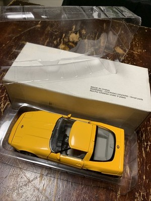 Chevrolet CORVETTE ZR-1 Yellow Car  - Scale 1/24 Redbox with Rare White Box Prom