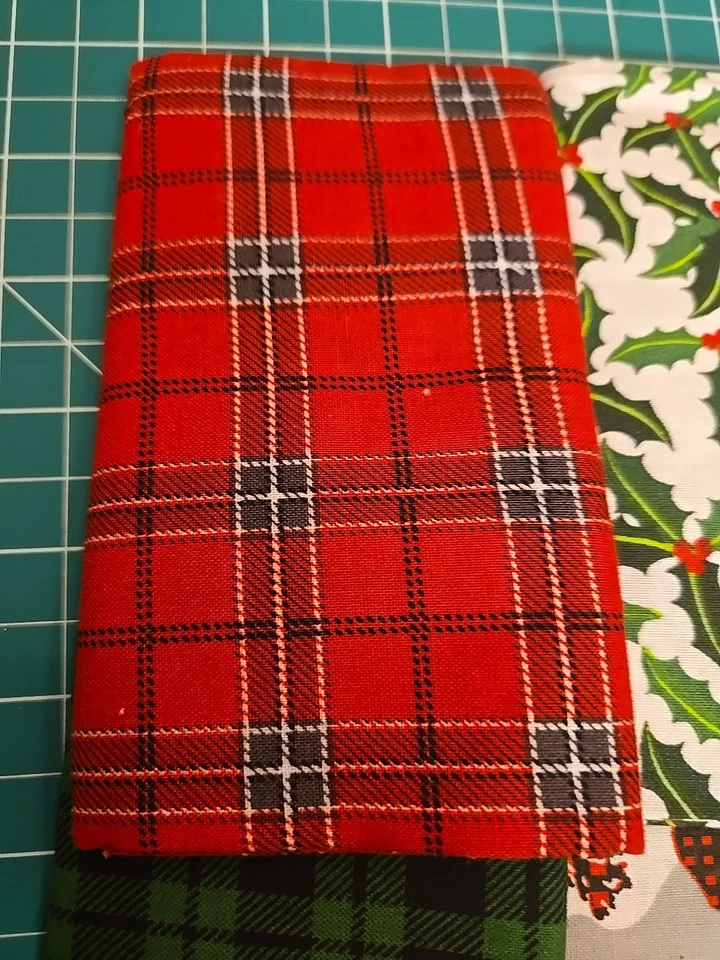 FAT QUARTER BUNDLE 5 - Plaid Trees Deer  Red Green Holly Winter Christmas - Image 2 of 4