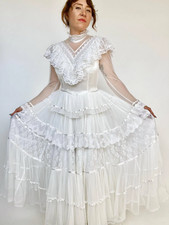 1970s Gunne Sax Dress Romantic Renaissance Bridal Collection Lace Prairie Gown 9