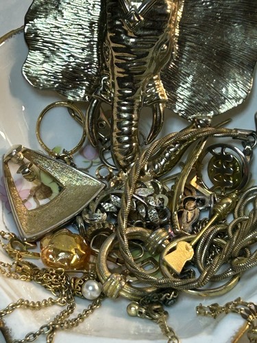 Vintage goldfarbenes Modeschmuck Konvolut: goldfarbene mystische Eule & Pfau - Bild 13 von 24