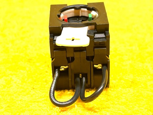 EATON CUTLER HAMMER E22D0C PRESS TEST LIGHT UNIT W/O BULB SERIERS B1 ( NEW ) - Picture 6 of 7
