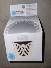 Martha Stewart Crafts Circle Edge Paper Punch Cartridge Rounded Leaf