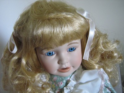 victoria's collectibles dolls