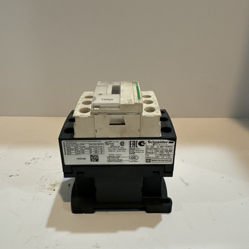 Schneider Electric Contactor LC1D12G7 AB Tesys 034924..120V Coil (LN32Z) NOS - Picture 3 of 5