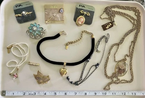 VINTAGE 1928 Costume Jewelry LOT Velvet Choker, Cameo Brooch, mosaic, Necklaces