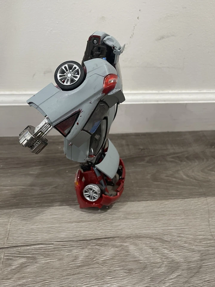 Hasbro Transformers Alternators Rumble As Is Re Painted Rare incomplete - Image 2 of 4