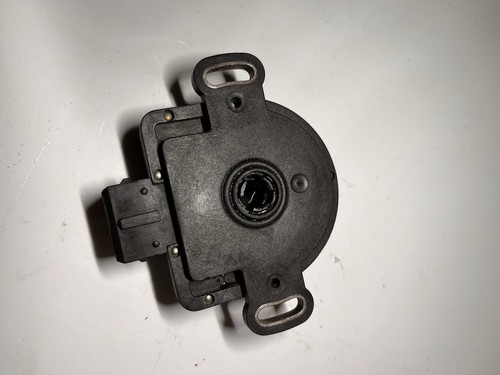 Moto Guzzi throttle position sensor (TPS) - Picture 2 of 3