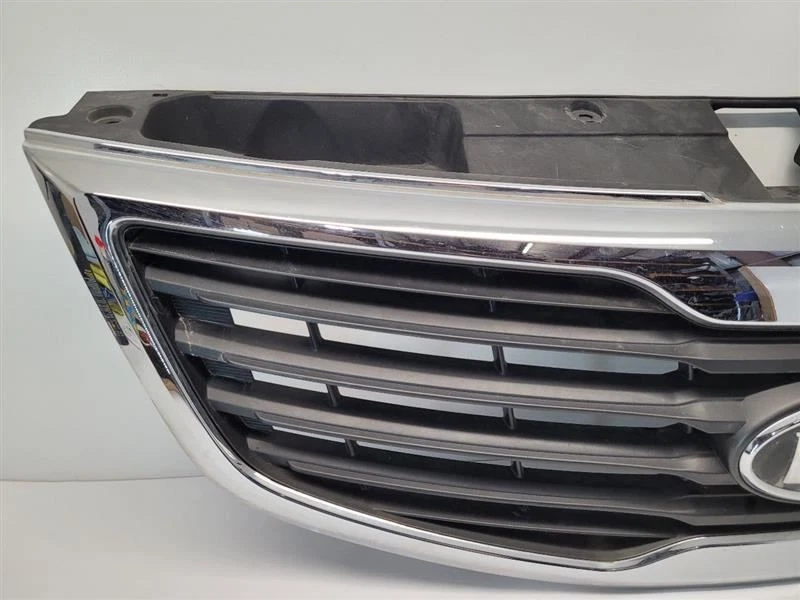 2010 11 2012 KIA SPORTAGE Grille Upper Chrome Surround  Foto 4 de 4
