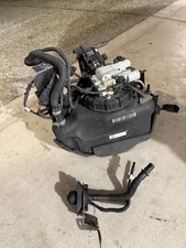 09-13 BMW X5 (E70) ACTIVE DIESEL EXHAUST FLUID SCR DEF EMISSIONS TANK w/ PUMP