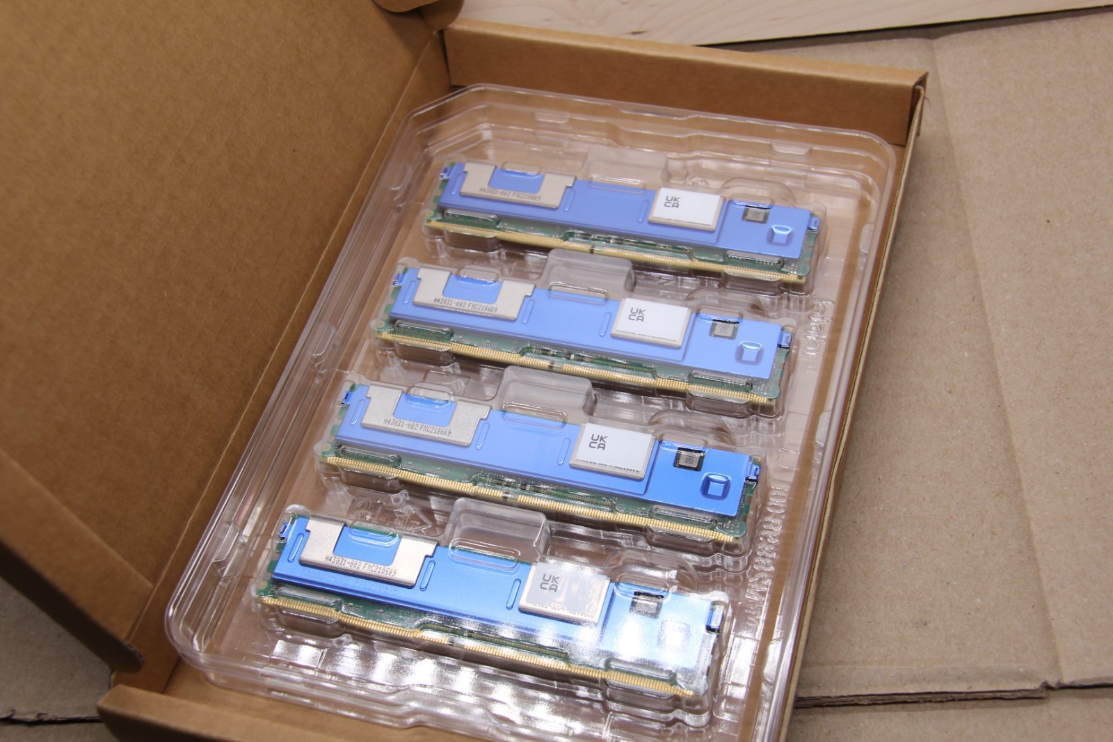 x4 Intel 128GB NMB1XXD128GPS Optane Memory 200 Series PMEM Module 3200 DDR4 RAM