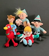 Stuffins Lot of 4 Island of Misfits Plush 1999 CVS Elf Cowboy Turkey Caroler