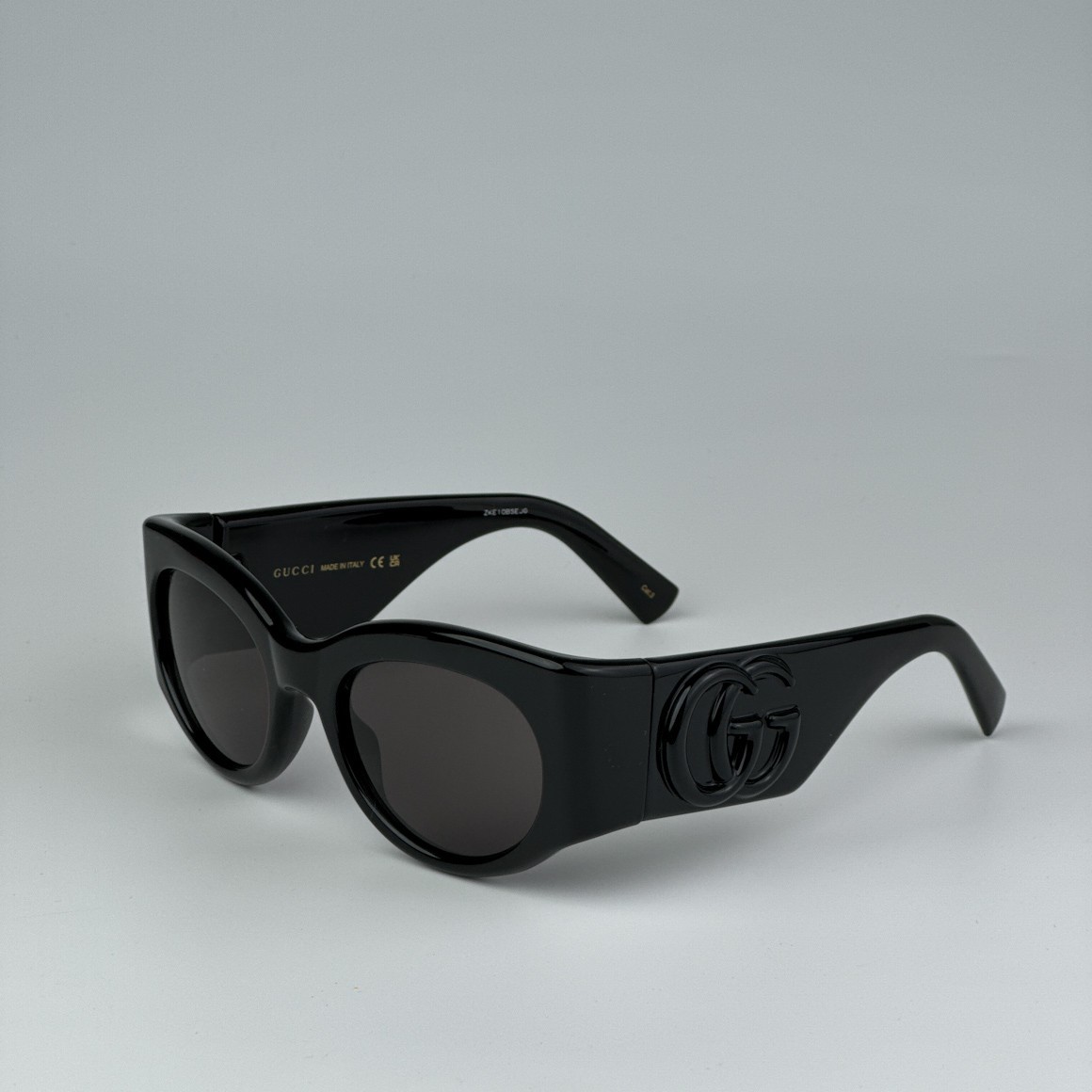 Gucci Women AUTHENTIC Sunglasses Black Grey Oval GG1544S 001  display picture 2