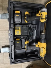 DEWALT 20V Max Battery-Powered