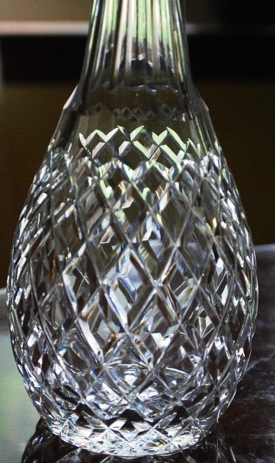COMERAGH Vtg HAND CUT WATERFORD CRYSTAL Decanter W Stopper PANELS/DIAMONDS 12.75