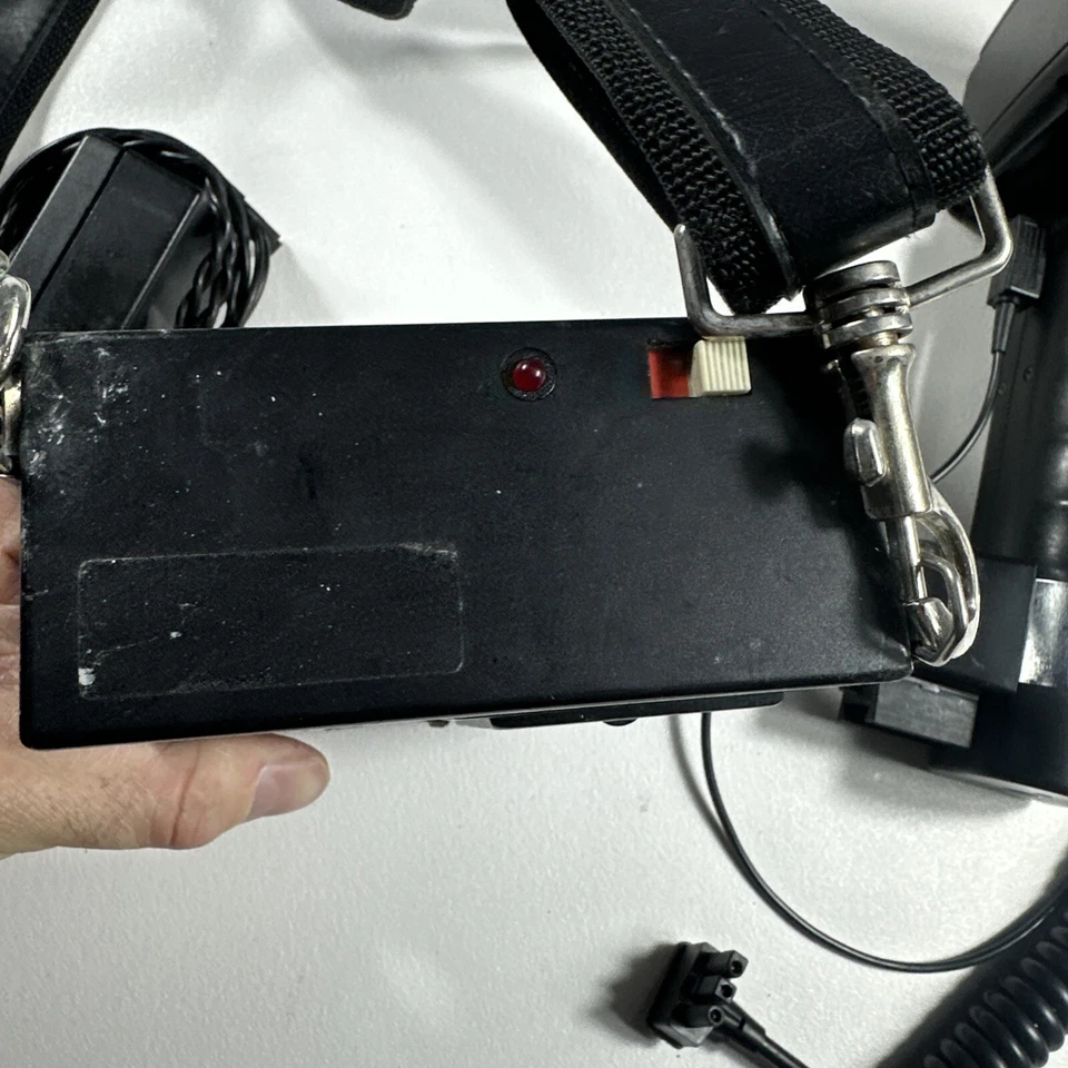 Metz Mecablitz 60 CT-1 Flash System Kit Tested, Gets Power, Not Sure Of Flash - Image 3 of 4