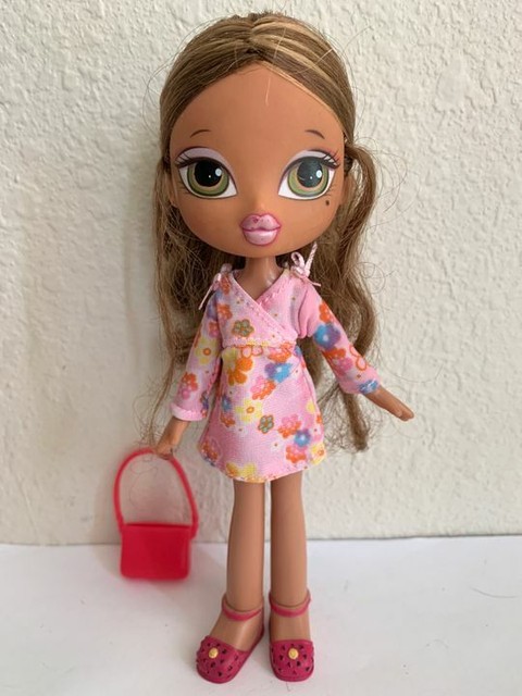 bratz pink hair