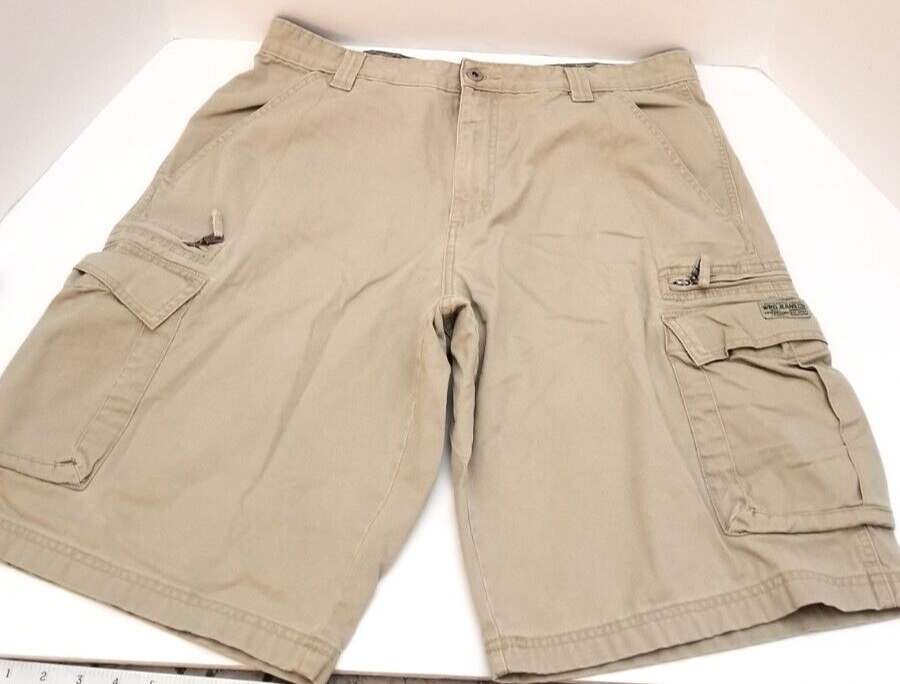 Mens Vintage Cargo Shorts, Wrangler, Size 34,