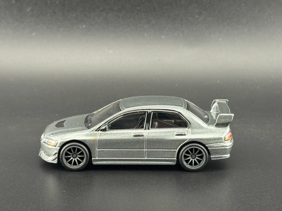 Hot Wheels Mitsubishi Lancer Evolution IX Gray Ronin Run 2 FPY86-961 M 1/64 - Image 2 of 4