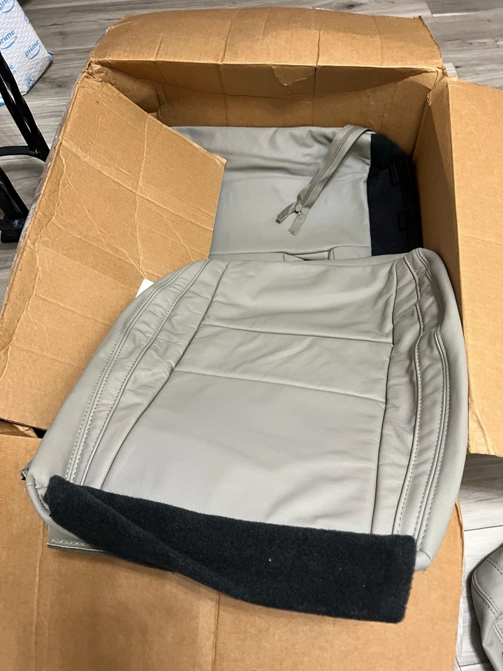 Kit de fundas de asiento de cuero OEM para cubierta Jeep Grand Cherokee 2011-2021 Foto 2 de 4