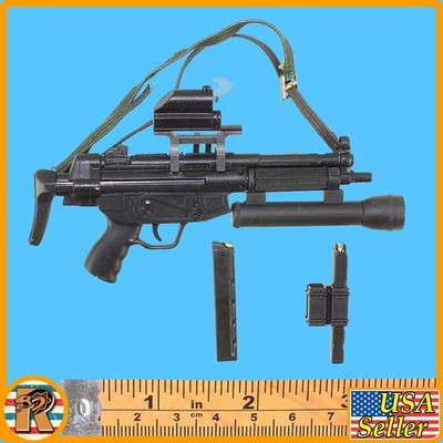 Ulrich GSG-9 - MP5 w/ Flashlight - 1/6 Scale - Dragon - Action Figures