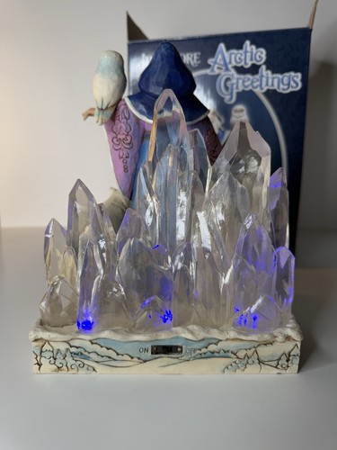 Jim Shore Heartwood Creek Arctic Greetings Enesco 4034355 Figura illuminata con scatola - Foto 5 di 21