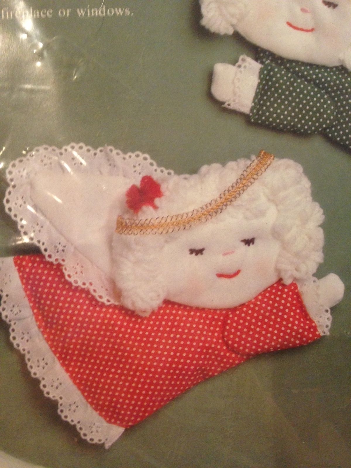 Bett's Needle Art Kit #504 GRAM's XMAS ANGELS Set of 2 Sewing Fabric Pattern 