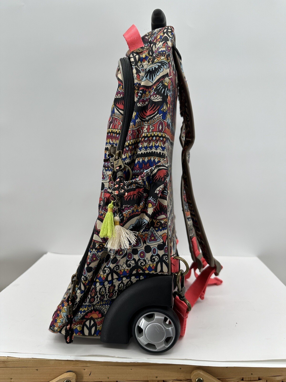 Sakroots Full Size Backpack Adjustable Straps Zip… - image 4