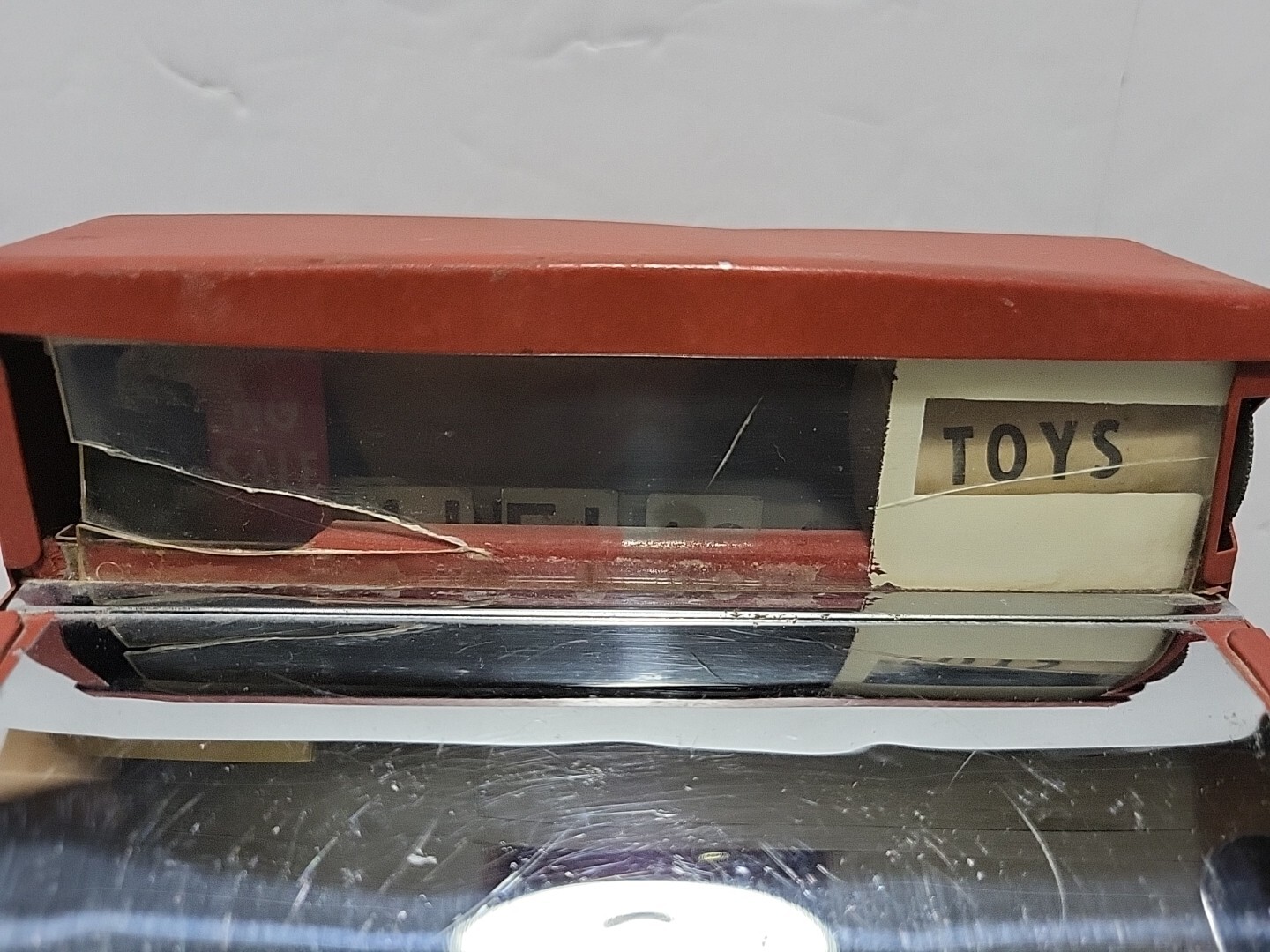 как выглядит Vintage Happi Time Metal Tin Red Toy Cash Register Works Nice Condition фото