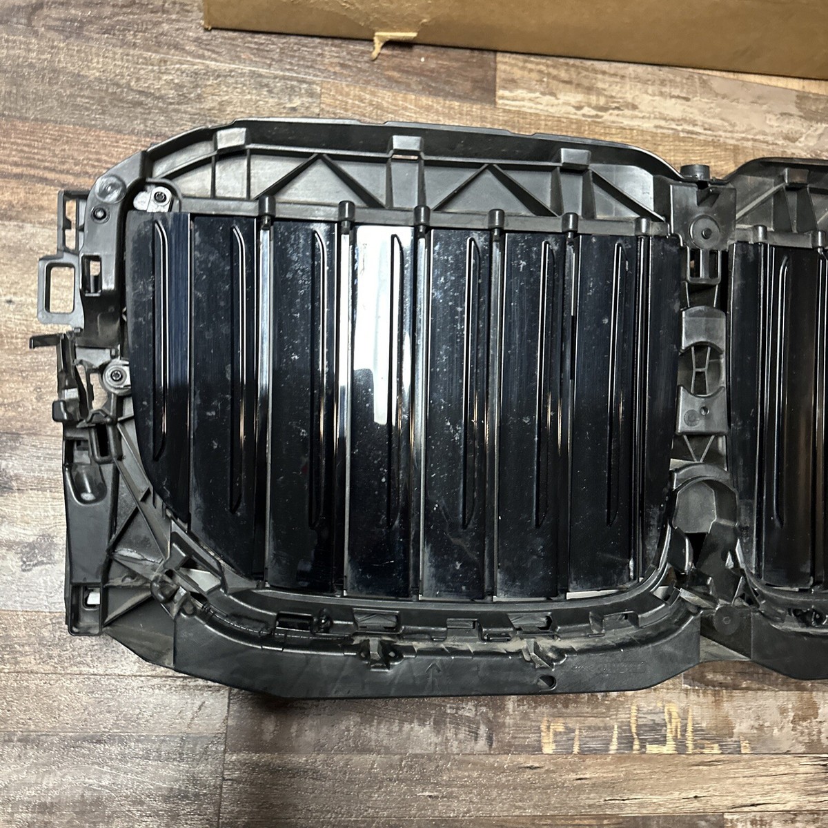 Genuine BMW X7 Air duct with air flap control, upper - With Genuine BMW X7 Air duct with air flap control, upper - With