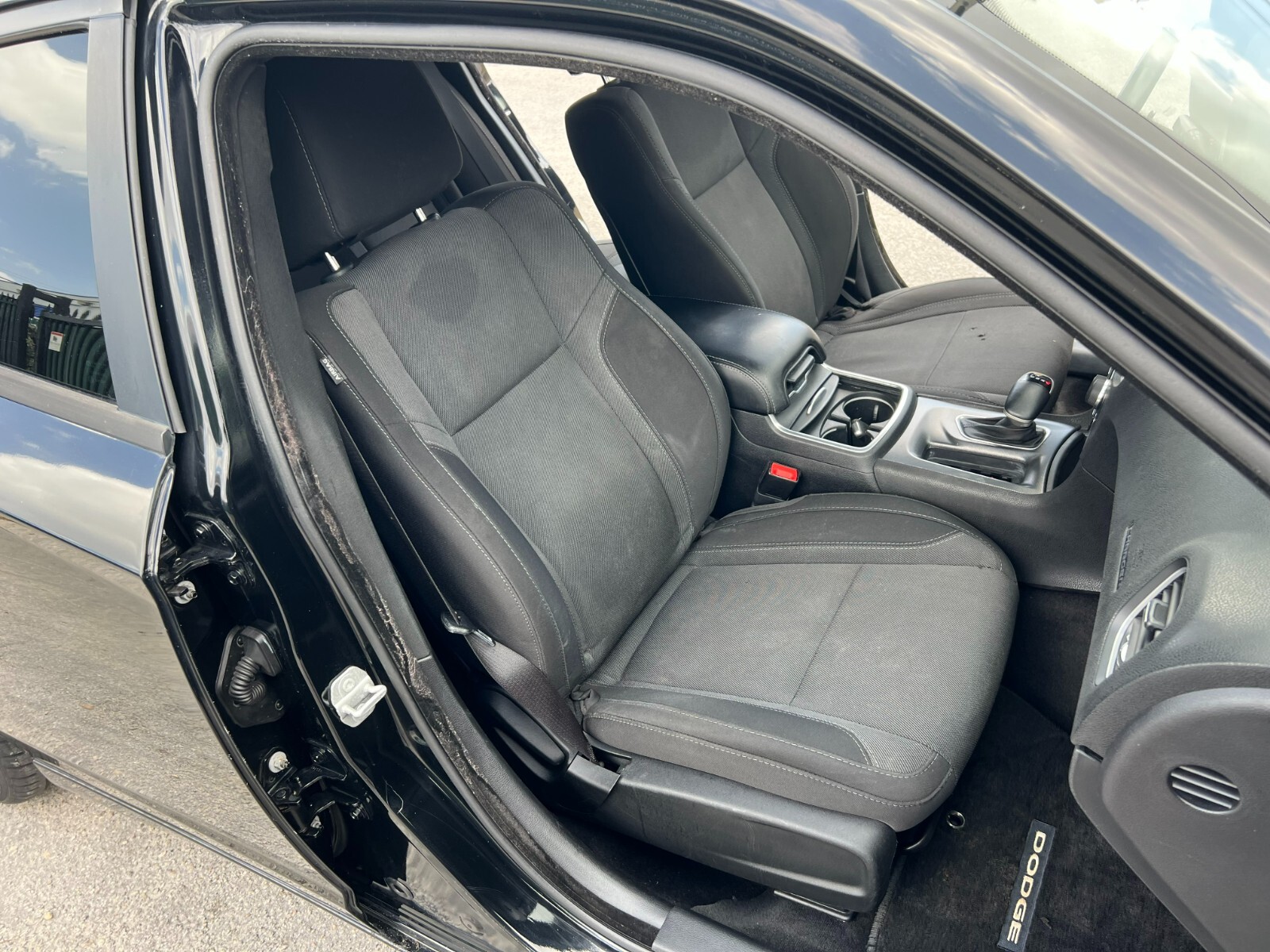 Dodge Charger - Image 15