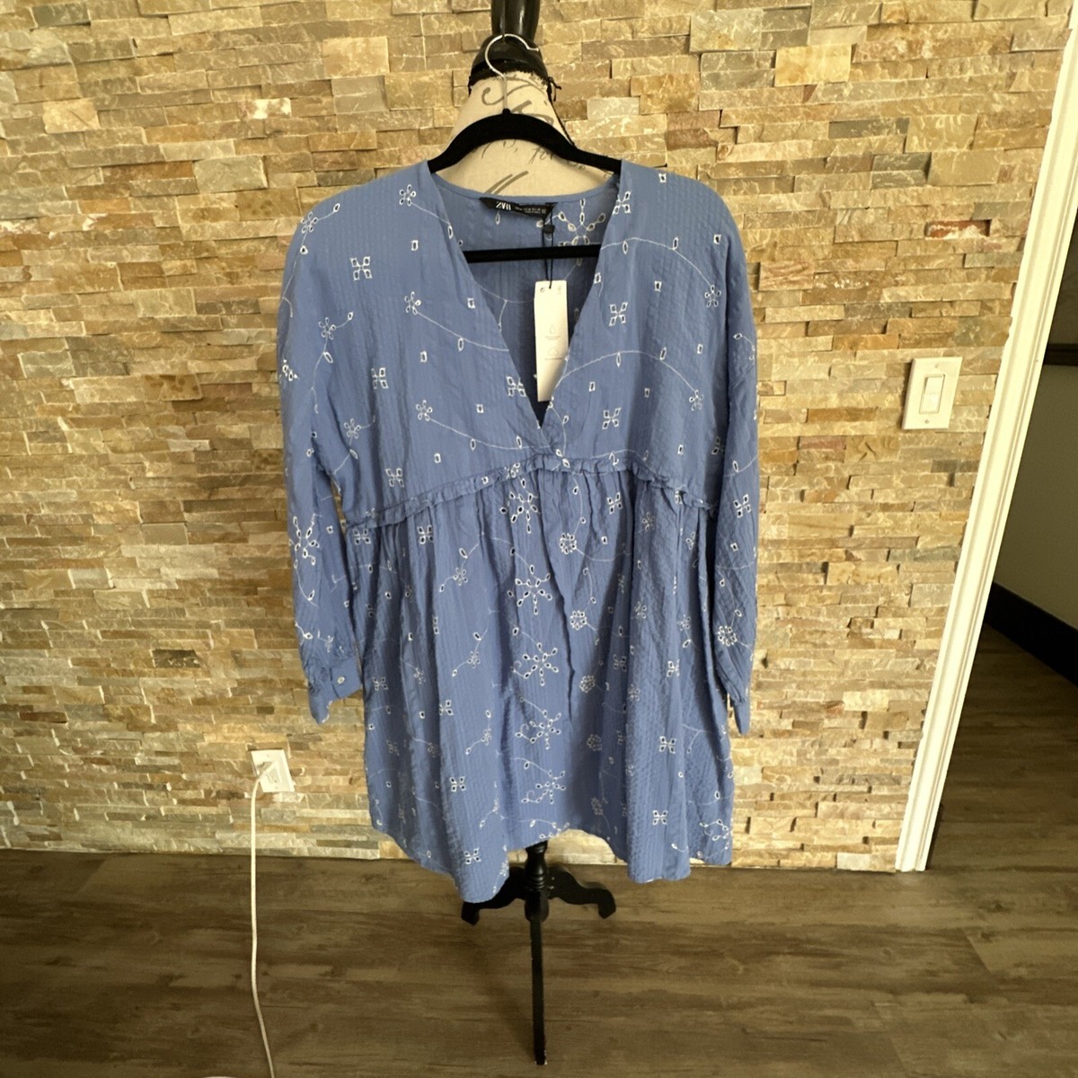 Zara Blue Boho Dress With Embroidered Flowers - Size Medium | eBay Zara Blue Boho Dress With Embroidered Flowers - Size Medium | eBay