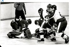 LG945 '86 Orig David Brewster Photo CULLEN HEGARTY JIM WEBERG Mounds View Hockey