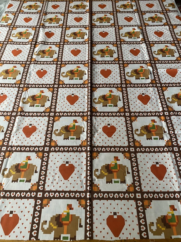 Vtg Pixel Art Cheater Quilt Fabric Elephant kid Heart Video Game Minecraft Brown - Image 3 of 3