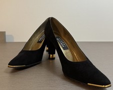 VTG Stuart Weitzman Black Suede Pumps with gold accents Pointed Toe 6.5AAAA