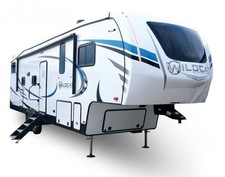1/2 ton towable 2 bedroom 5th wheel rv
