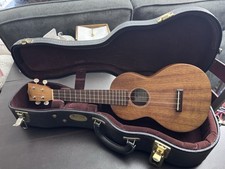 Martin Concert Ukulele C1K Uke w/ Martin Brand Deluxe Hard Case