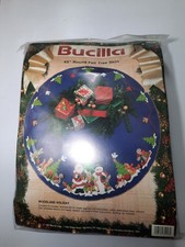 SEALED New Woodland Holiday Bucilla Felt Tree Skirt 83980 43" Round Complete