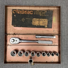 Vintage indestro socket set 12 pieces 1/2" square drive