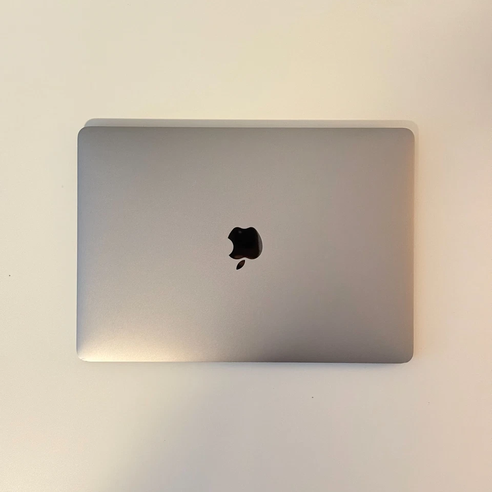 macbook pro 2019 13 inch touch bar - Image 3 of 4