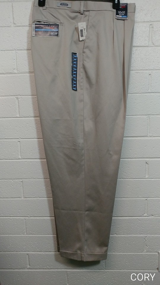 NWT BIG MAN PLEATED DRESS PANTS 52Wx32L ROUNDTREE & YORKE NON IRON