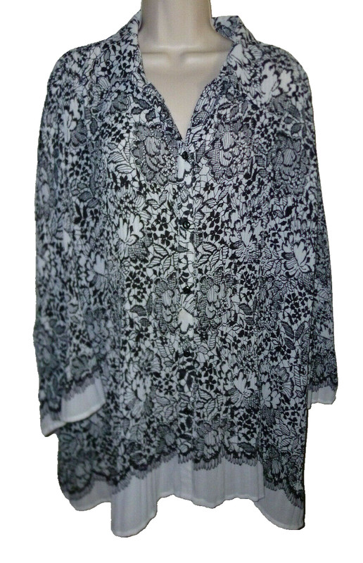 **MAGGIE BARNES** Women's Pleated Bouse Size ((2X)) 100% Polyester.