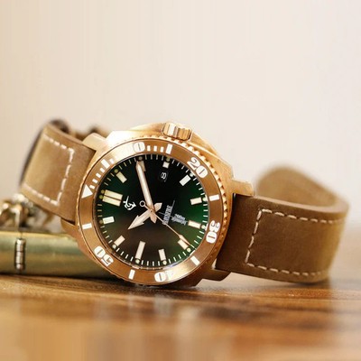 Cobra Calibre Crossfire Miyota 9015 Automatic Bronze Dive Watch Green Gradient