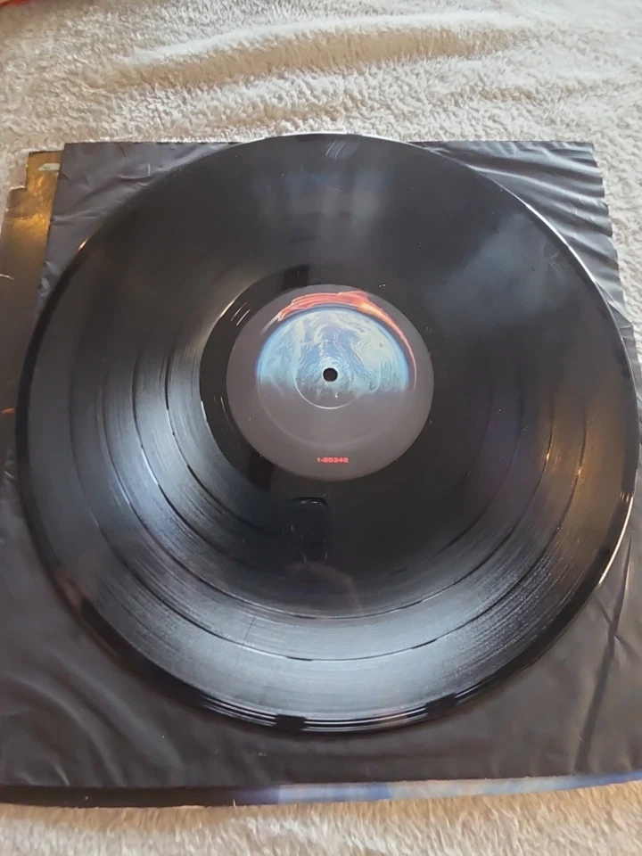 ZZ Top Afterburner vinyl record LP Warner Bros - Image 3 of 4