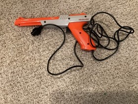 Nintendo NES Gray Console Bundle w/ console, controllers, games, 2 controllers