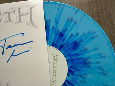 Megadeth SIGNED BLUE Self Titled Vinyl LP xx/299 JSA