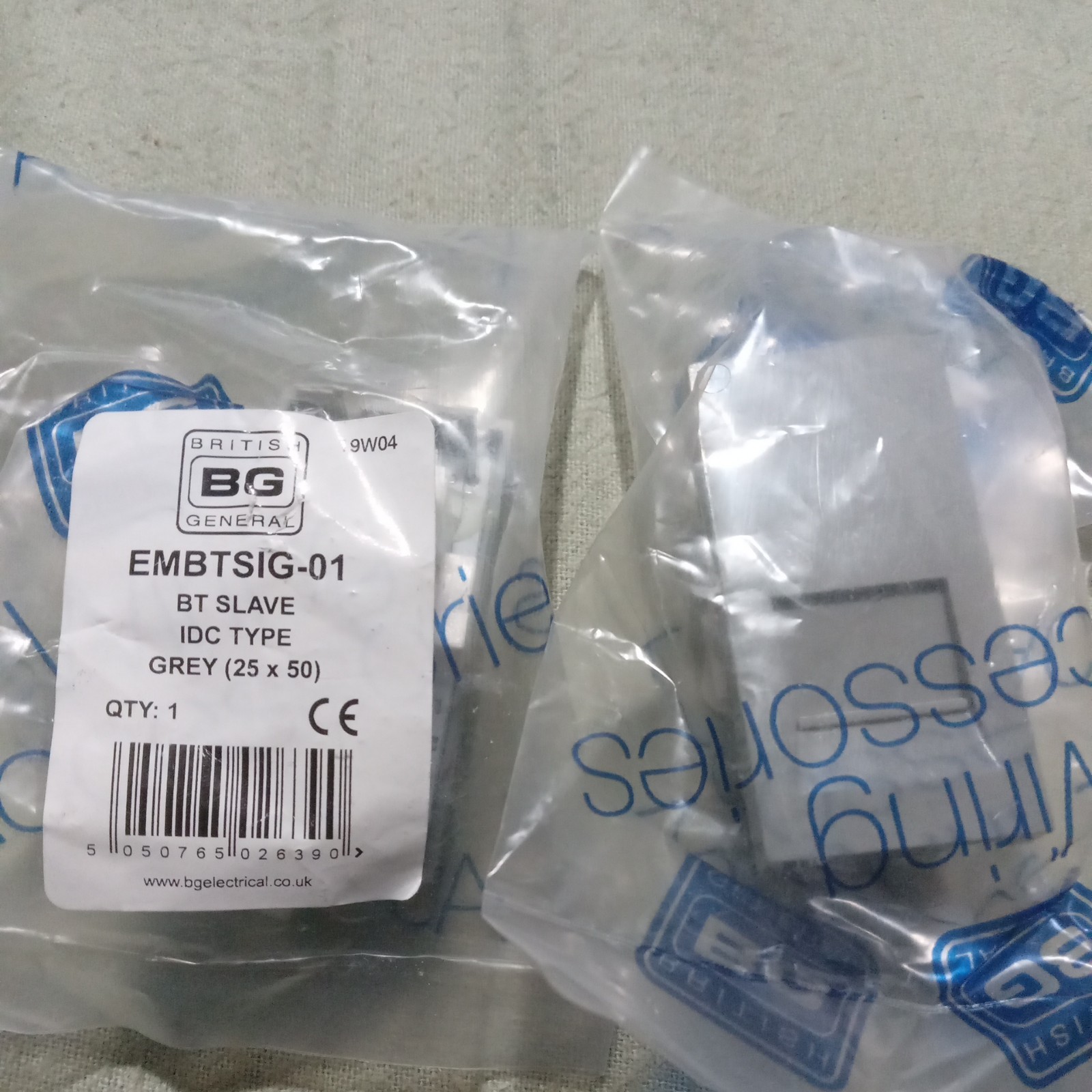 BG EMBTSIG Euro Module Telephone BT Slave (IDC) - Grey